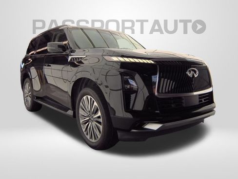Used 2025 INFINITI QX80 Sensory AWD/4WD image 6