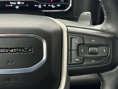 Used 2024 GMC Sierra 1500 Denali w/ Technology Package AWD/4WD image 29