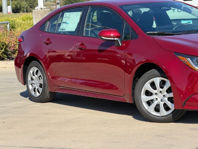 New 2027 Toyota Corolla LE FWD image 2
