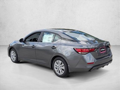 Used 2025 Nissan Sentra S image 8