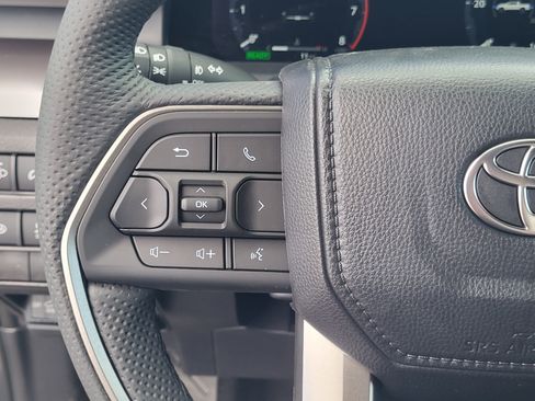 New 2026 Toyota Tacoma TRD Off-Road AWD/4WD image 11