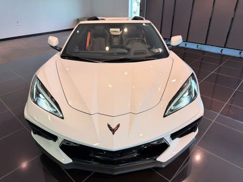 Used 2023 Chevrolet Corvette Stingray Premium Conv w/ Z51 Performance Package RWD image 15
