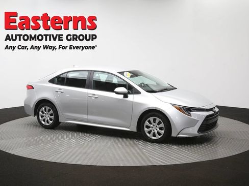 Used 2025 Toyota Corolla LE FWD image 46
