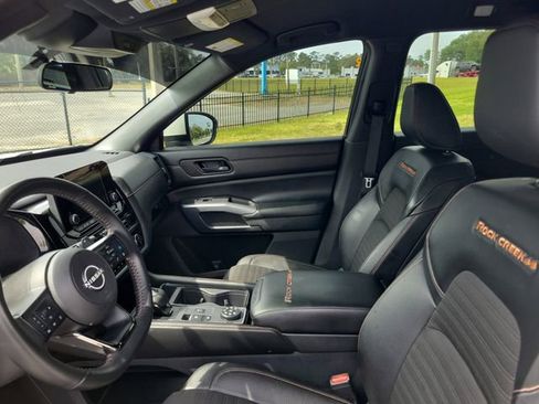 Used 2024 Nissan Pathfinder Rock Creek AWD/4WD image 12