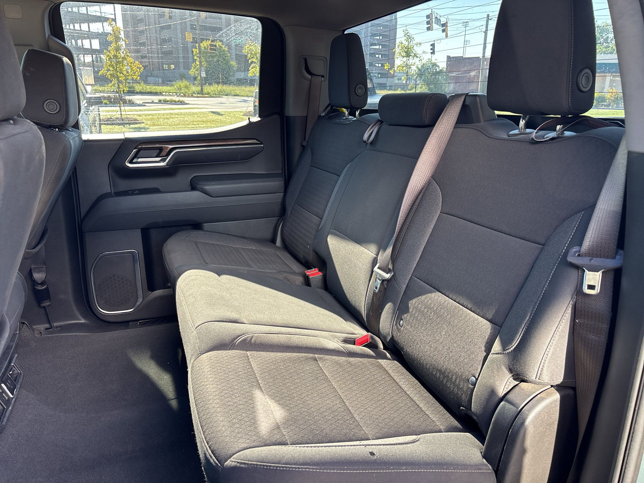 Used 2025 Chevrolet Silverado 1500 LT AWD/4WD image 13
