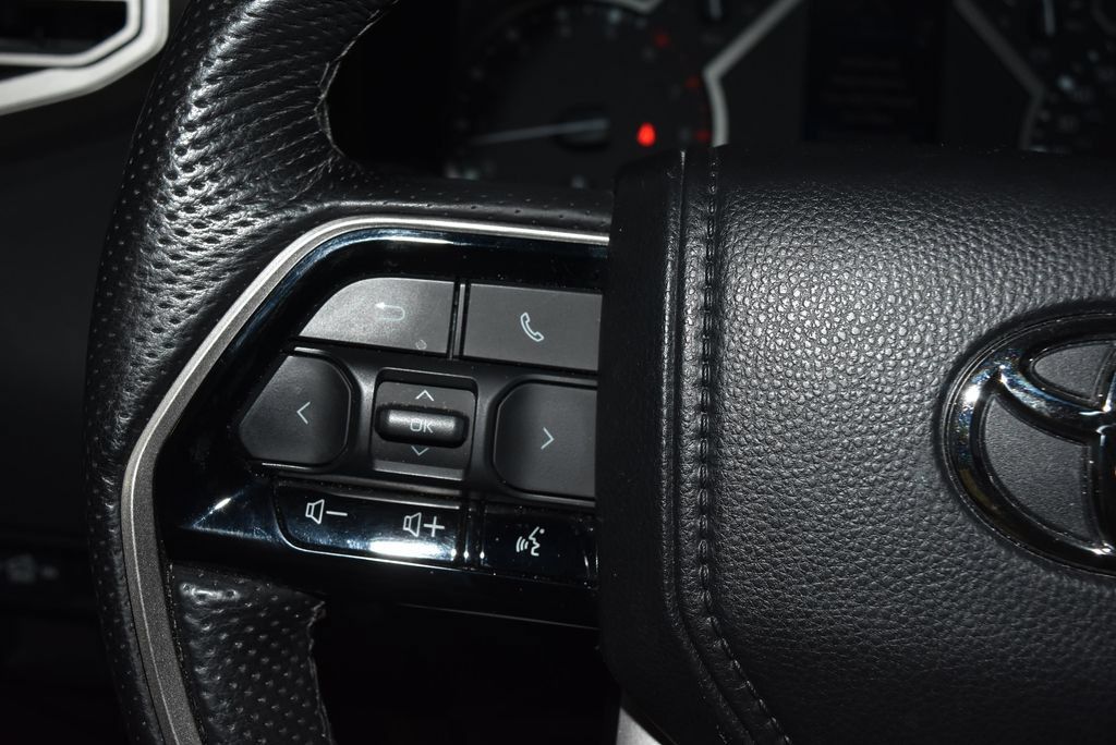 Used 2023 Toyota Tundra Limited w/ Power Package AWD/4WD image 9