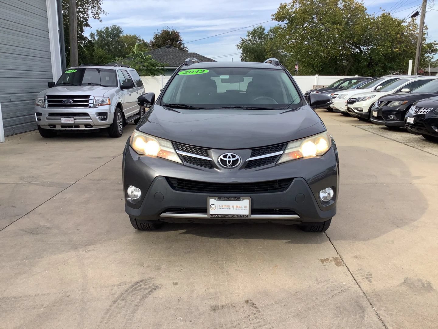 Used 2013 Toyota RAV4 Limited FWD image 3