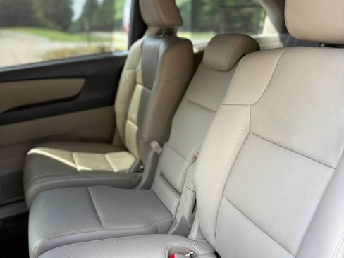 Used 2014 Honda Odyssey Touring image 37