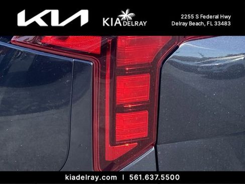 New 2026 Kia Carnival SX FWD image 7