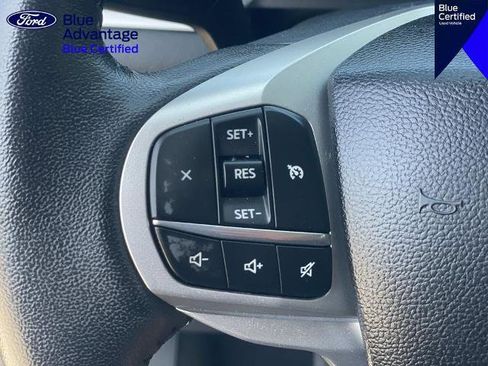 Certified 2023 Ford Explorer XLT RWD image 12