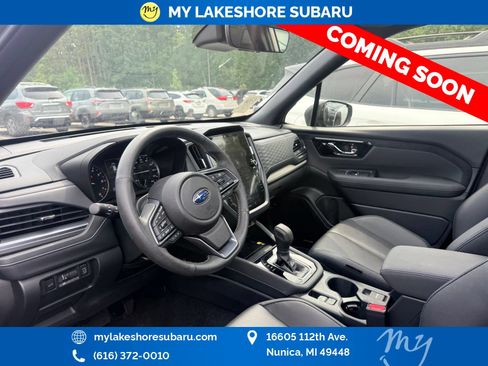 Used 2025 Subaru Forester Limited AWD/4WD image 10