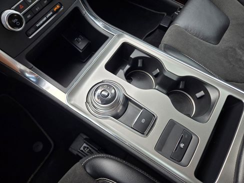 Used 2022 Ford Edge ST AWD/4WD image 16