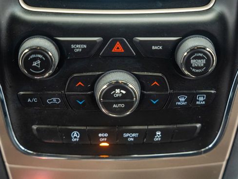 Used 2016 Jeep Grand Cherokee Laredo AWD/4WD image 23