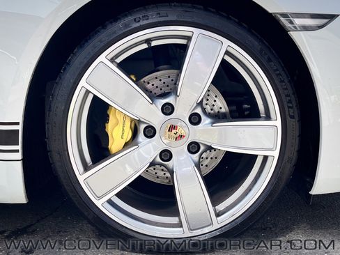 Used 2018 Porsche 718 Cayman RWD image 10
