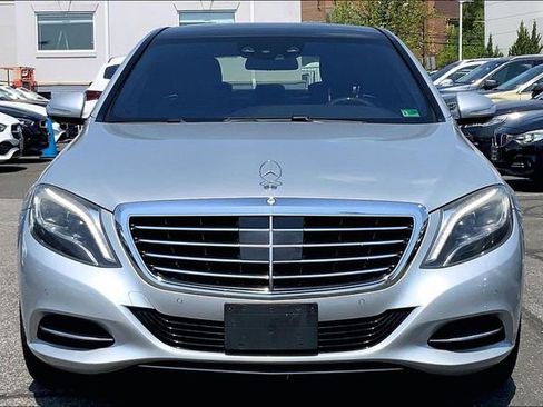 Used 2016 Mercedes-Benz S 550 4MATIC Sedan image 2