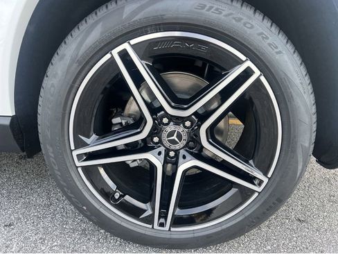 Certified 2025 Mercedes-Benz GLS 450 4MATIC image 12