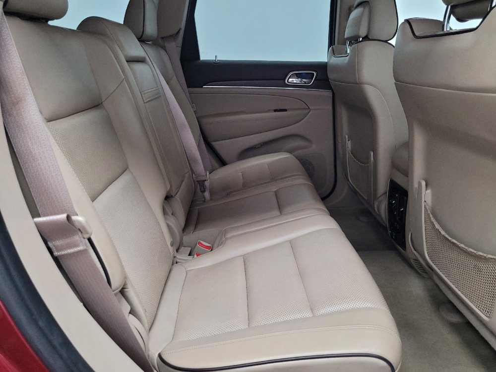 Used 2014 Jeep Grand Cherokee Overland w/ Advanced Technology Group AWD/4WD image 19