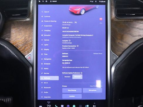 Used 2019 Tesla Model X AWD/4WD image 24