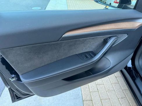 Used 2023 Tesla Model 3 Standard Range image 30
