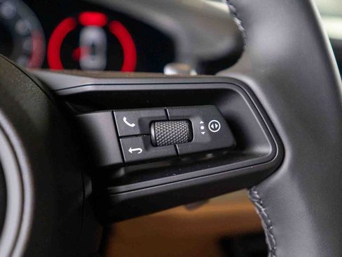 New 2025 Porsche Cayenne Coupe image 32