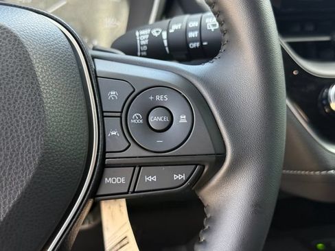 Used 2026 Toyota Corolla SE FWD image 19