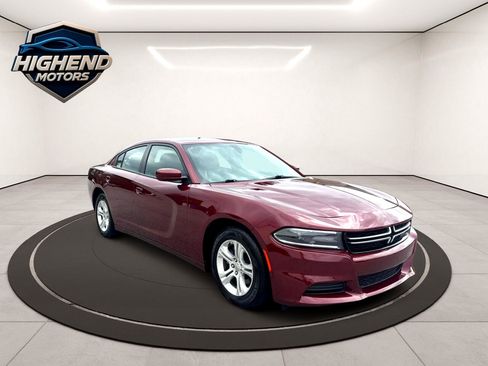 Used 2020 Dodge Charger SXT w/ Leather Interior Group image 8