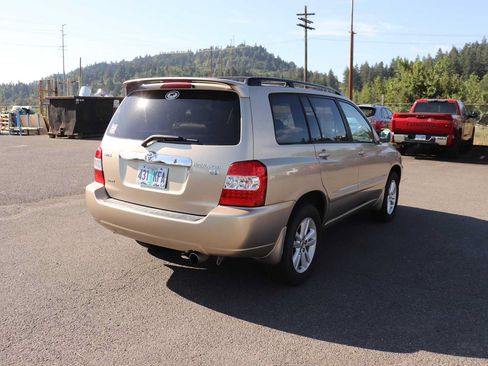 Used 2006 Toyota Highlander Limited AWD/4WD image 5