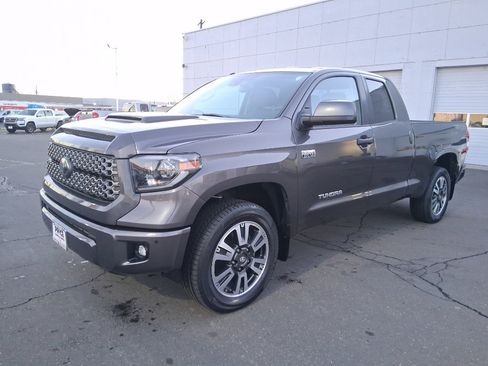 Used 2019 Toyota Tundra SR5 image 7