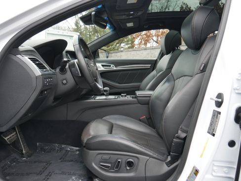 Used 2019 Genesis G80 3.3T Sport image 12