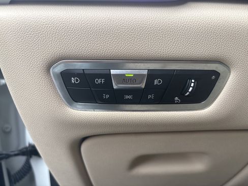 Used 2020 BMW X5 sDrive40i w/ Luxury Seating Package image 47