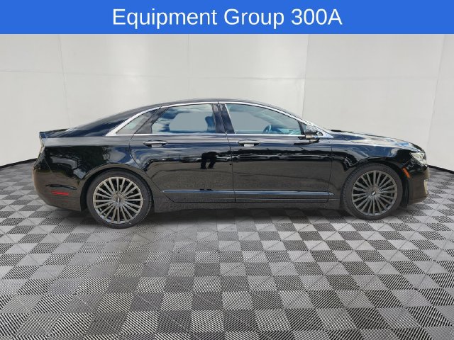 Used 2018 Lincoln MKZ Reserve w/ Luxury Package FWD image 4
