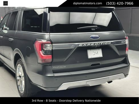 Used 2018 Ford Expedition Max Platinum image 16