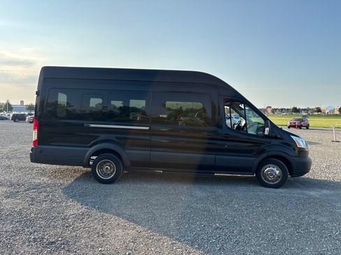 Used 2017 Ford Transit 350 XLT RWD image 12