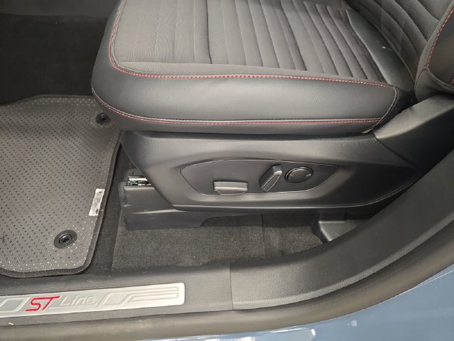 New 2026 Ford Explorer ST-Line AWD/4WD image 42