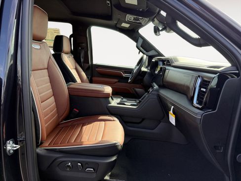 New 2026 GMC Sierra 2500 Denali Ultimate AWD/4WD image 19