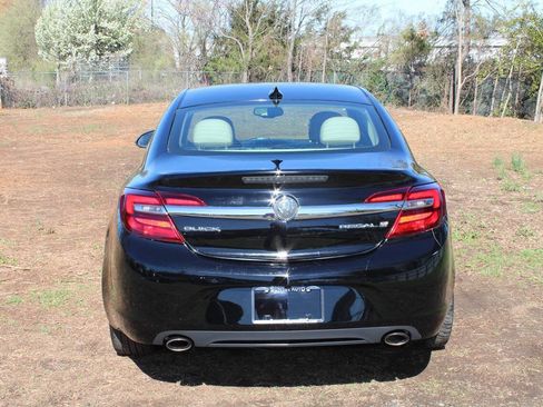 Used 2016 Buick Regal image 8