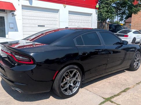 Used 2020 Dodge Charger SXT image 5