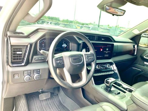 Used 2024 GMC Sierra 1500 Denali w/ Denali Reserve Package AWD/4WD image 15