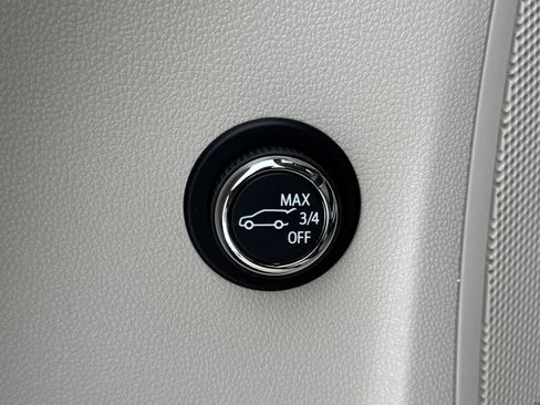 Certified 2023 Buick Envision Avenir AWD/4WD image 35