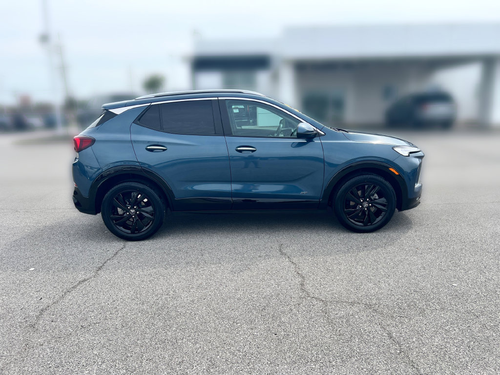 Used 2025 Buick Encore GX Sport Touring w/ Comfort Package FWD image 9