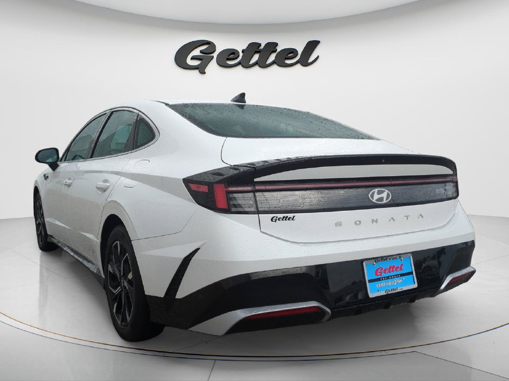 Used 2024 Hyundai Sonata SEL FWD image 7