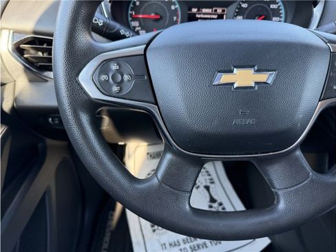 Used 2020 Chevrolet Traverse LS image 32