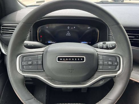 Certified 2024 Jeep Wagoneer L Series II w/ Flexible Seating Group AWD/4WD image 25