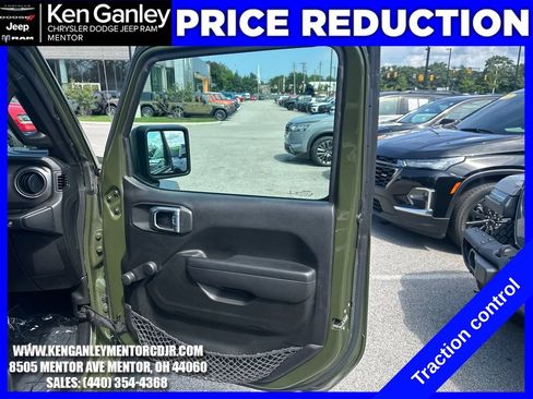 Used 2021 Jeep Wrangler Sport AWD/4WD image 20