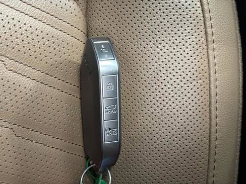 Used 2024 Kia Sorento SX Prestige w/ Olive Brown Leather Package AWD/4WD image 21