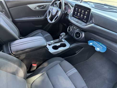 Used 2023 Chevrolet Blazer LT image 21