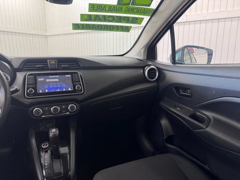 Used 2021 Nissan Versa S FWD image 16