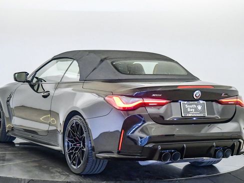 Used 2023 BMW M4 xDrive Competition AWD/4WD image 2