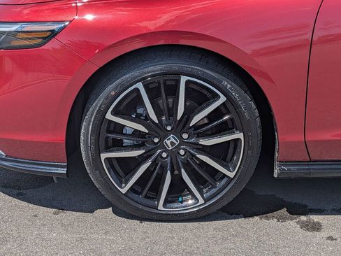 Used 2023 Honda Accord Touring image 10