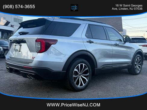 Used 2020 Ford Explorer ST w/ Premium Technology Package image 6